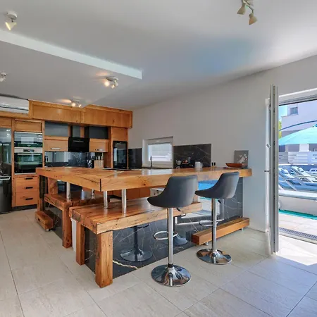 Villa Rial 2 By Interhome