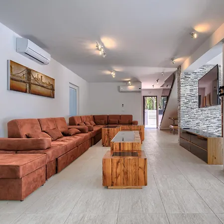 Villa Rial 2 By Interhome Fažana
