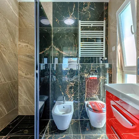 Rial 2 By Interhome فيلة