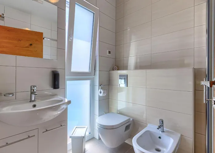 Rial 2 By Interhome * Fažana